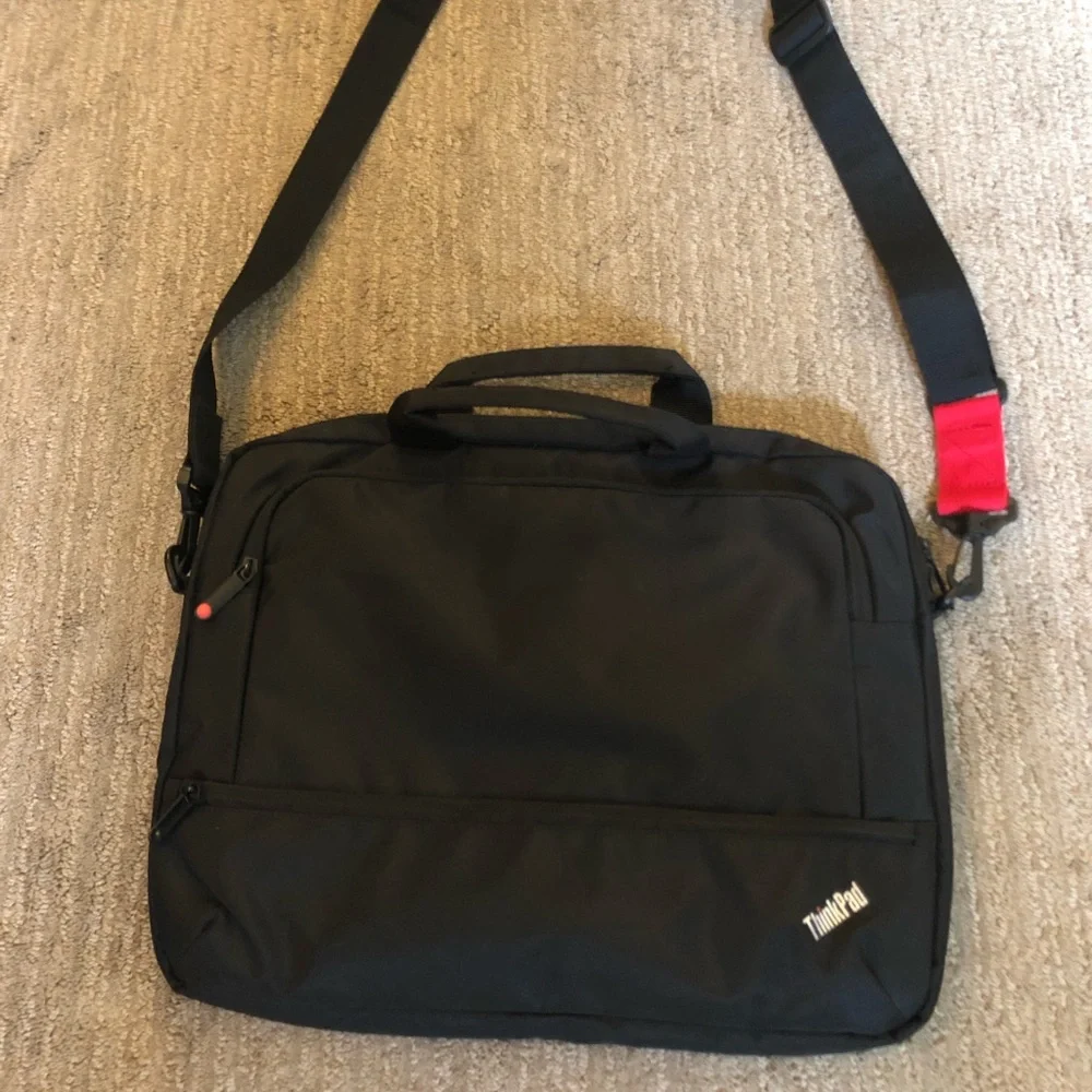 Thinkpad lap top bag